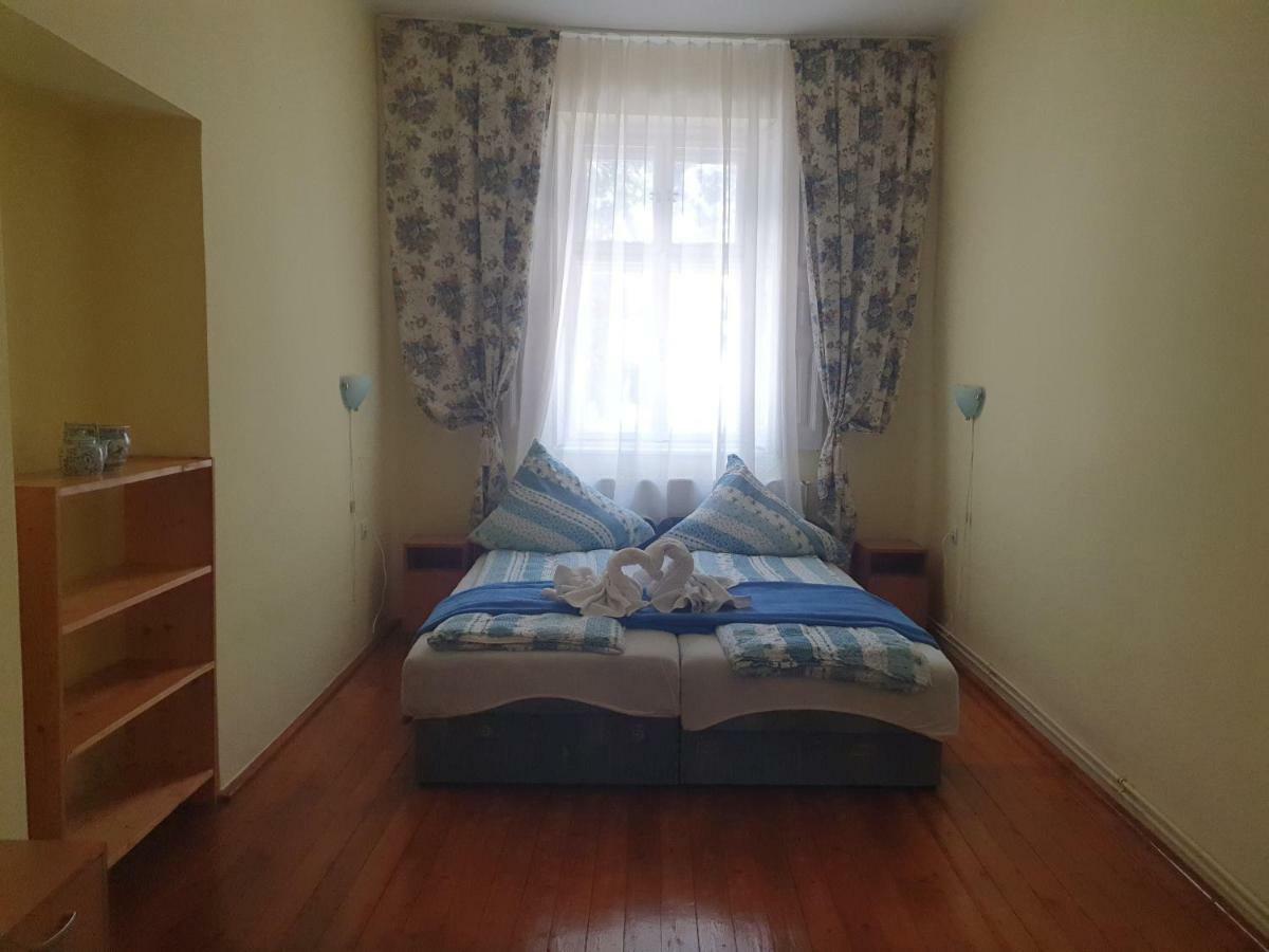 Pensiunea Schwartzy Makó Exterior foto
