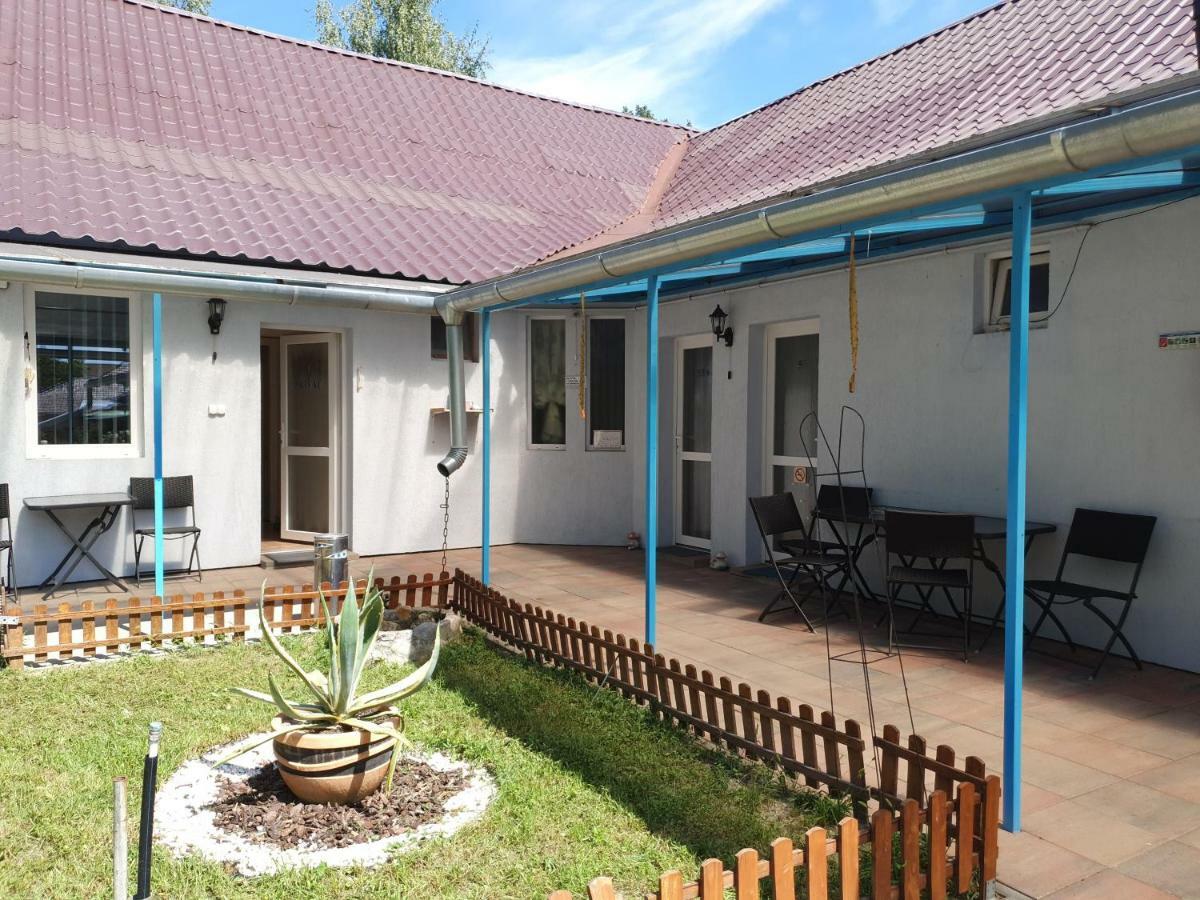 Pensiunea Schwartzy Makó Exterior foto